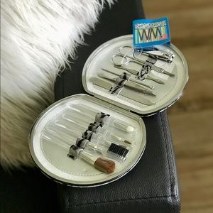 Manicure/Makeup Tool Set 🖤